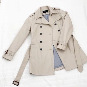 Women’s Banana Republic trench coat size s